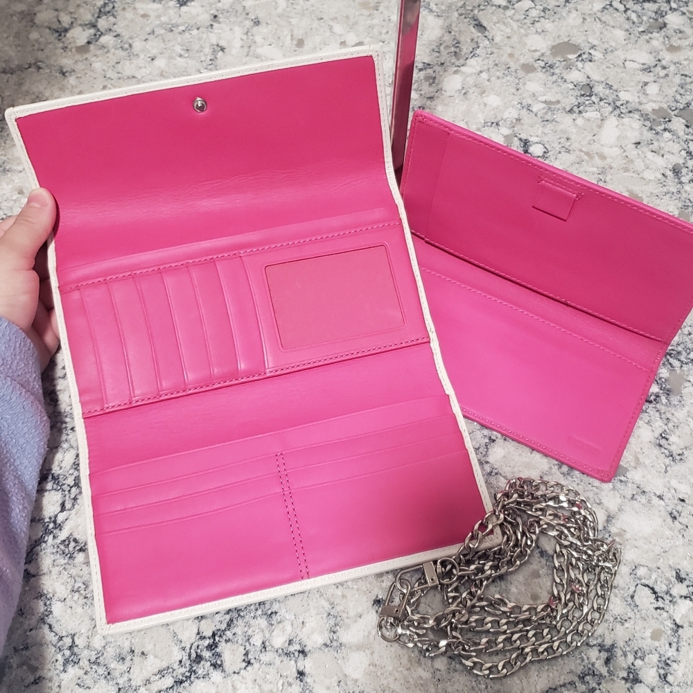 Coach Pink and White Leather Chain Wallet - Picture 4 of 12